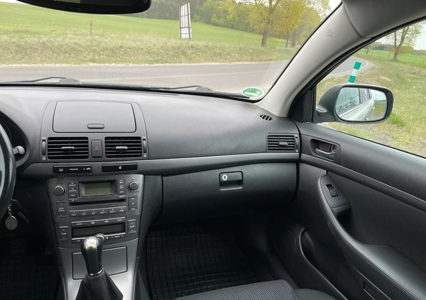Toyota Avensis cena 19900 przebieg: 208000, rok produkcji 2008 z Nidzica małe 352